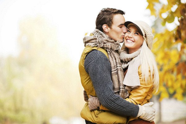 Как узнать любит ли тебя девушка от lover.ru